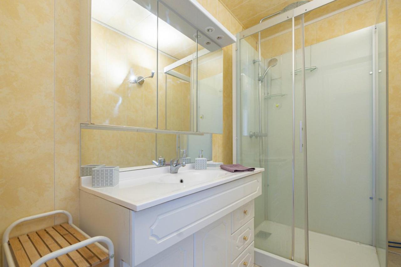 Appartement Spacieux Equipe Avec Wifi Bourges Exterior photo